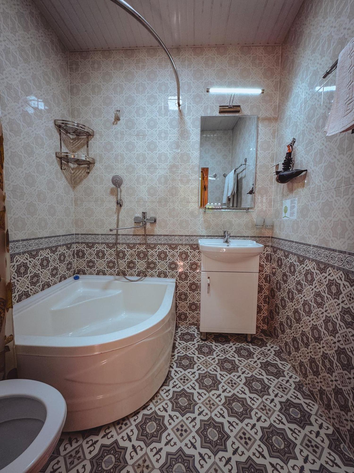 Old Gate Family Guest House Бухара Екстериор снимка