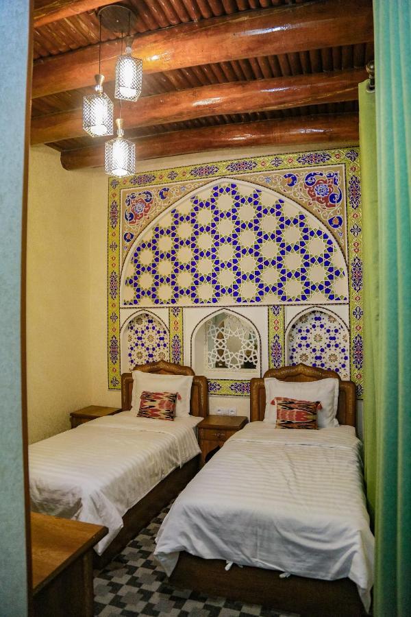 Old Gate Family Guest House Бухара Екстериор снимка